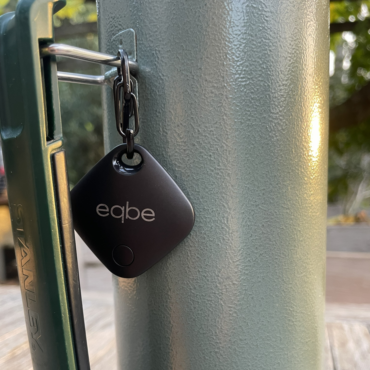 eqbe Tag Negro - Localizador Smart para iPhone
